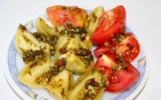 Tomatoes &#8220;Armenianchiki&#8221; recipe with photo