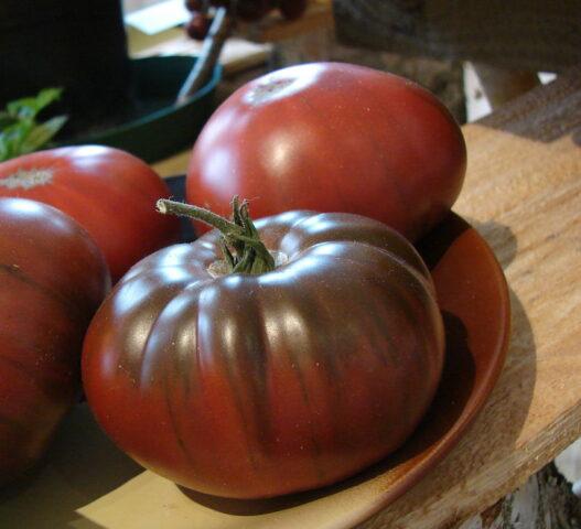 Tomatoes Chocolate Zebra: variety description, photos, reviews