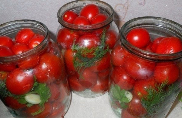 Tomatoes in own juice without vinegar