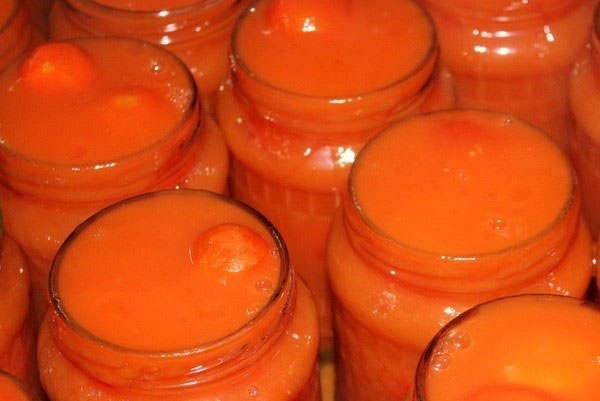 Tomatoes in own juice without vinegar