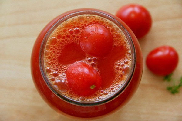 Tomatoes in own juice without vinegar