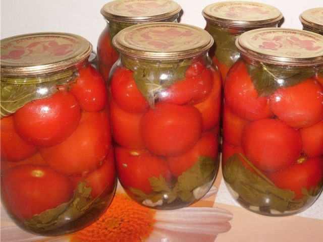 Tomatoes with celery