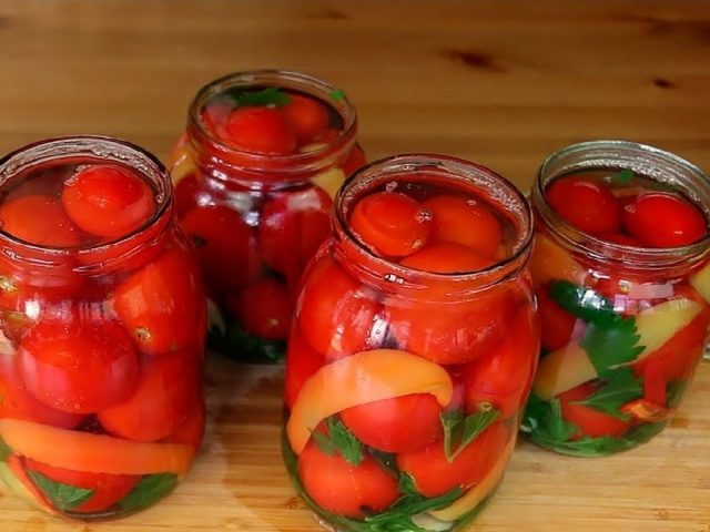 Tomatoes with celery