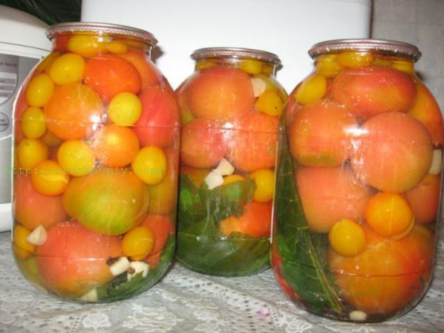 Tomatoes with citric acid