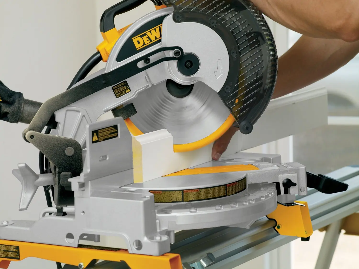 Top 10 miter saws &#8211; 2022 rating based on consumer and service center reviews