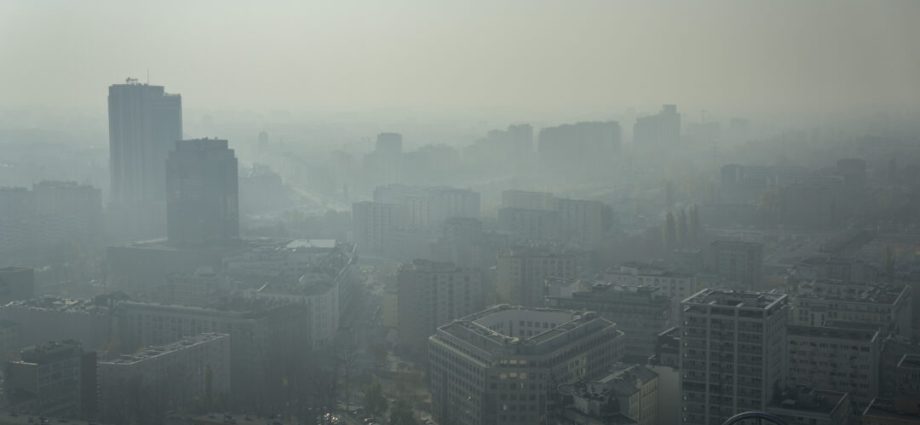 Toxic air in the east of Poland. Expert: it&#8217;s a combustion effect, the only question is what