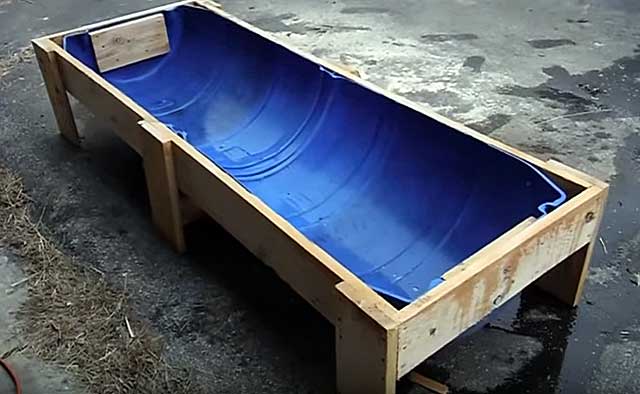 Trough for pigs and piglets