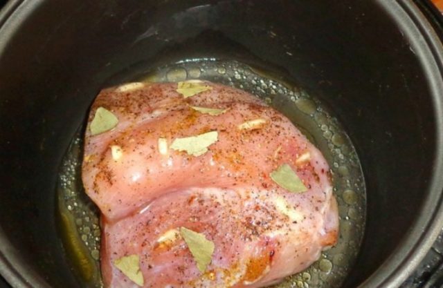 Turkey boiled ham: in the oven, in foil, in the sleeve