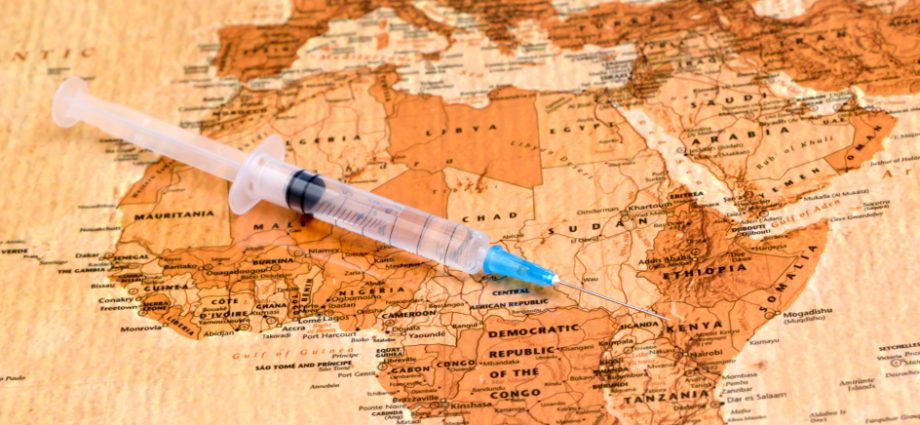 Vaccinations before traveling to Africa &#8211; when and what to get vaccinated for?