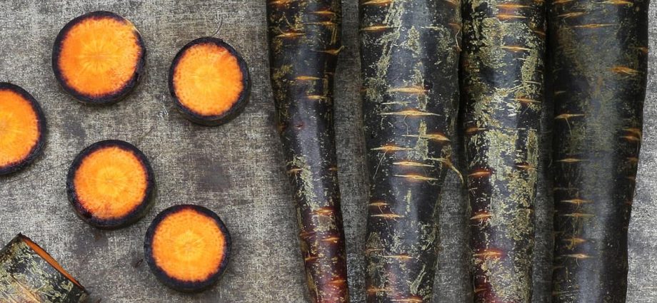 Varieties of black carrots