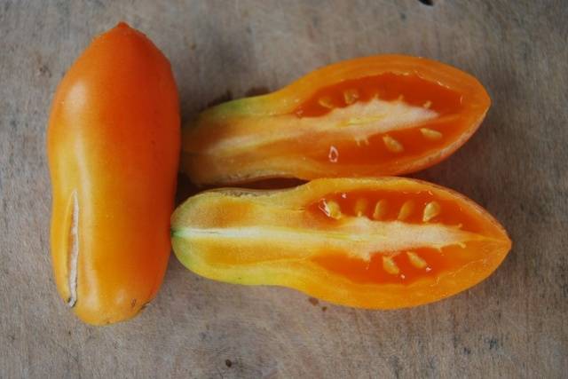 Varieties of carpal tomatoes for open ground 