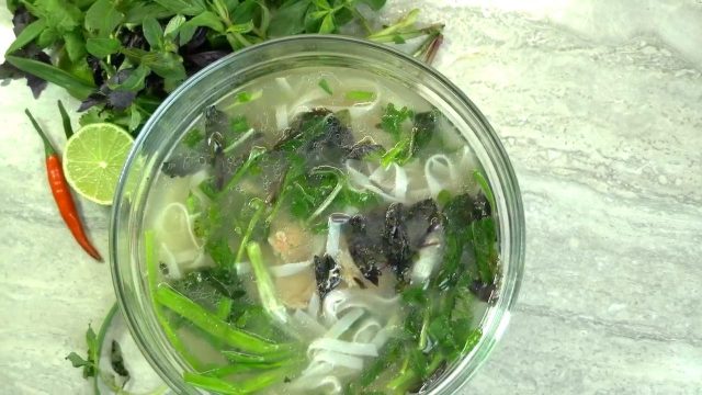 Vietnamese Pho soup: step by step recipe with photo