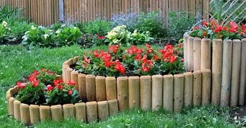 We build a wooden fence for flower beds with our own hands - plodovie.ru