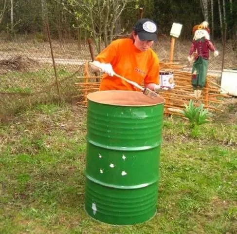 We create a unique decor for a summer residence &#8211; we paint barrels