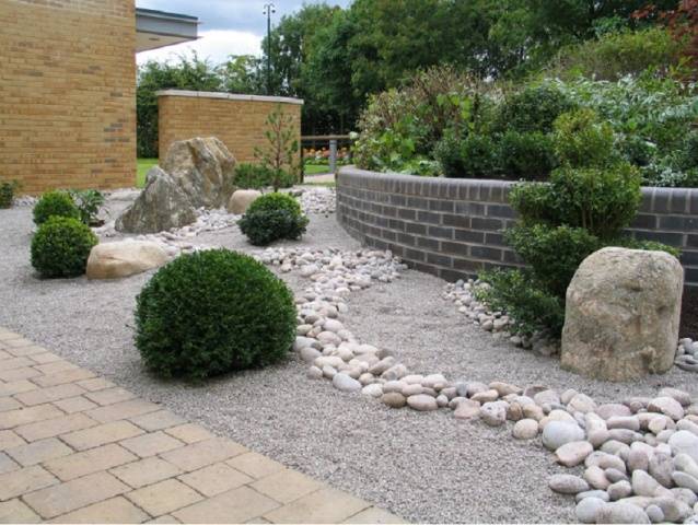 We use stones in the landscape design of the site with our own hands