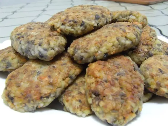 What can be cooked from salted mushrooms: the best recipes