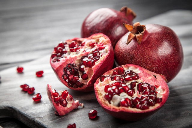 What is useful pomegranate for the body of women and men