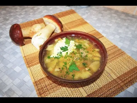 White mushroom soup with potatoes: dried, frozen, fresh