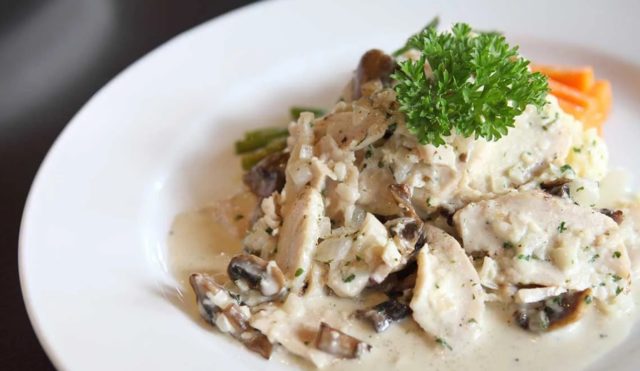 White mushrooms: with chicken, beef, rabbit and turkey