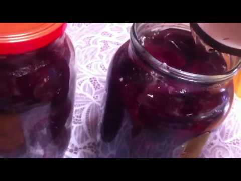 Whole pickled beets for the winter