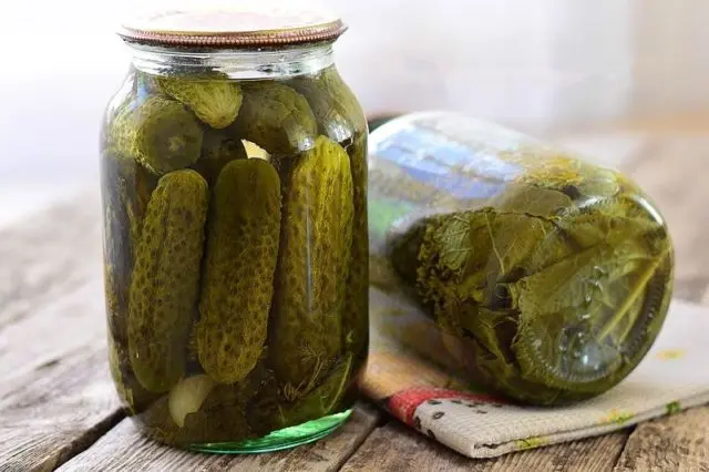 Why cucumbers become soft when pickled