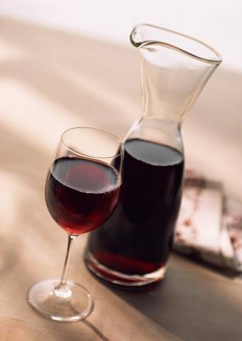 Why homemade wine stopped fermenting