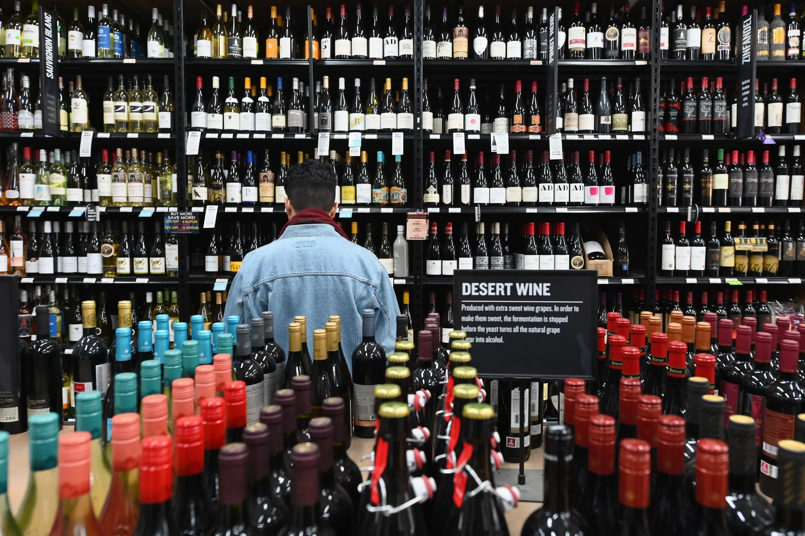 Will there be a rash of alcoholics after the pandemic? «Most liquor stores have to be closed»