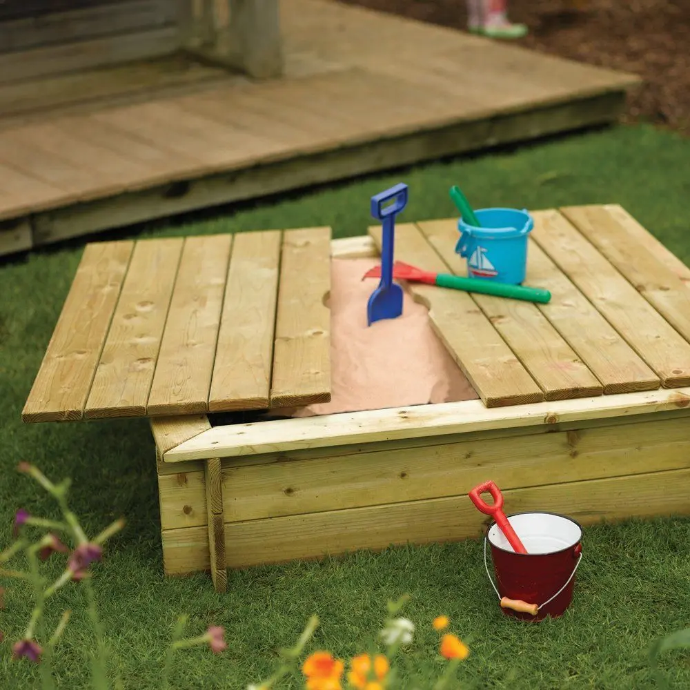 Wooden sandbox with lid + photo