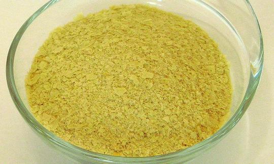 Yeast flakes &#8211; properties, nutrients, contraindications. How to prepare yeast flakes?