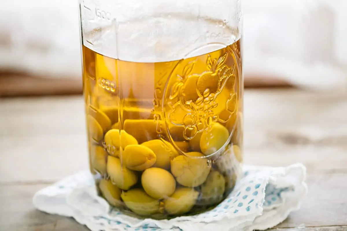 Yellow plum wine at home 