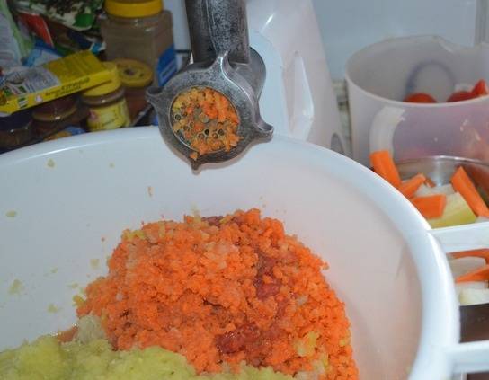 Zucchini caviar for the winter: a recipe step by step