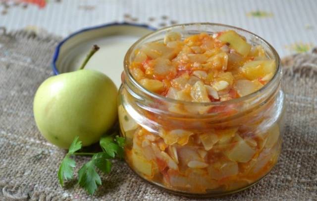 Zucchini caviar with apples