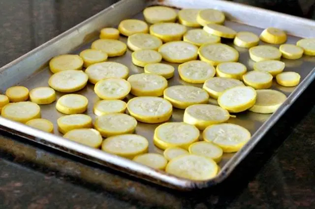 Zucchini caviar without carrots