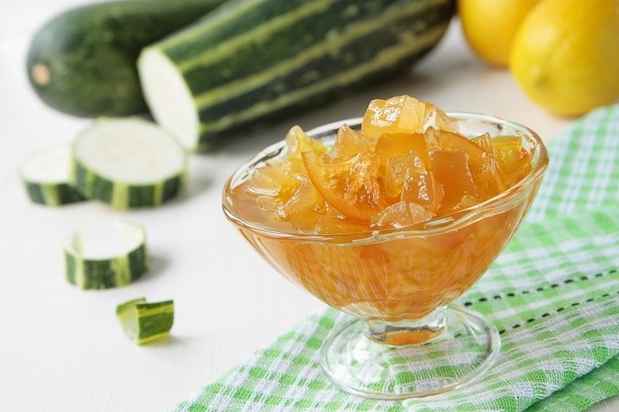 Zucchini jam with lemon (recipes with orange, cinnamon, ginger): the choice of ingredients, storage and serving rules