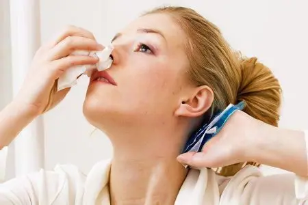 Causes of nosebleeds, first aid and treatment