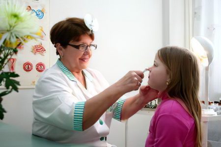 Causes, symptoms and treatment of sinusitis in children