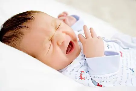 Colic in newborns &#8211; what to do?