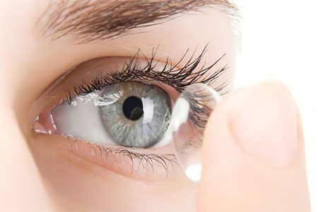 Contact lenses for farsightedness: is it possible to wear and which is better?