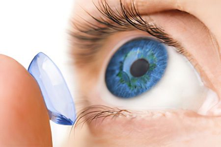 Contact lenses for farsightedness: is it possible to wear and which is better?