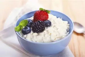 Curd diet: pros and cons