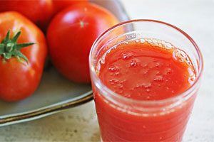 Diet on tomato juice: the pros and cons