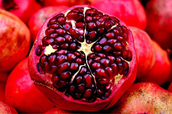 Health benefits and harms of pomegranate