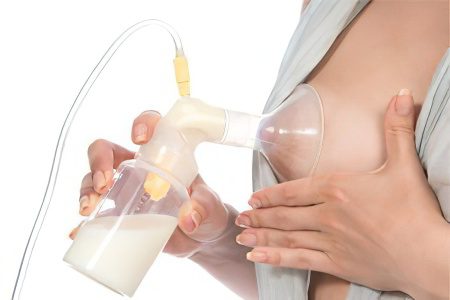 How to express breast milk with your hands, how much and how to store expressed breast milk?