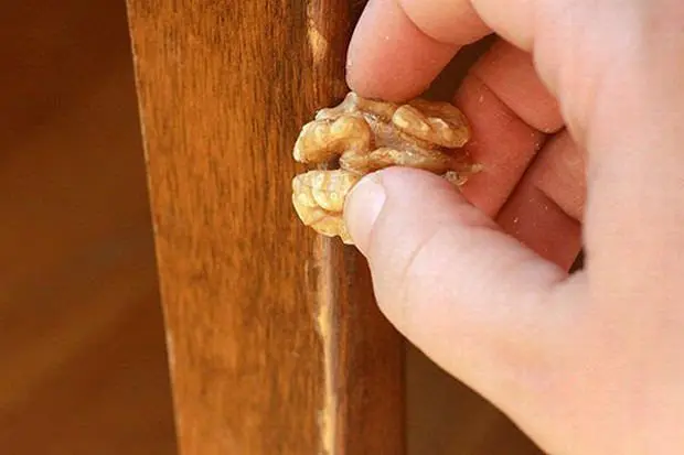 How to fix the look of old furniture with a walnut?