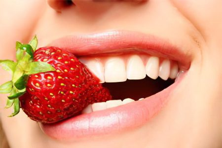 How to whiten teeth enamel at home?