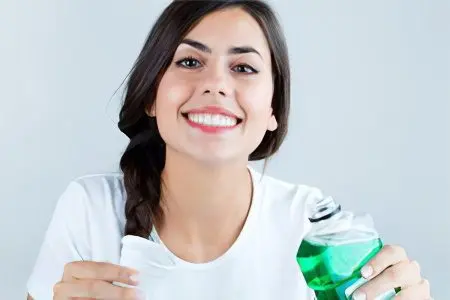 How to whiten teeth enamel at home?