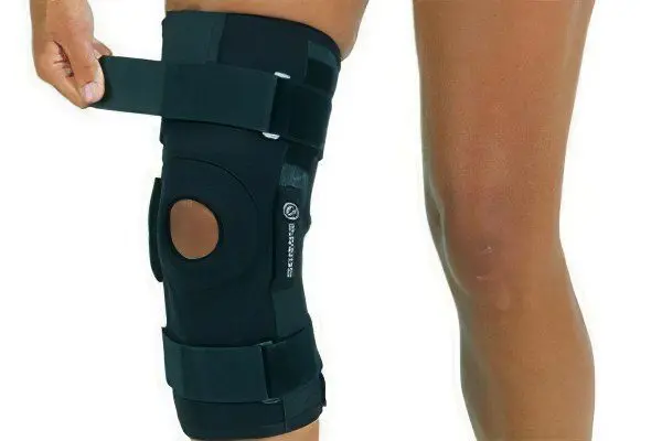 Knee brace for osteoarthritis of the knee