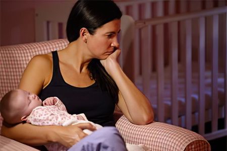 Postpartum depression - how to deal with it? Tips from seasoned women