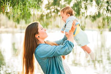 Postpartum depression - how to deal with it? Tips from seasoned women