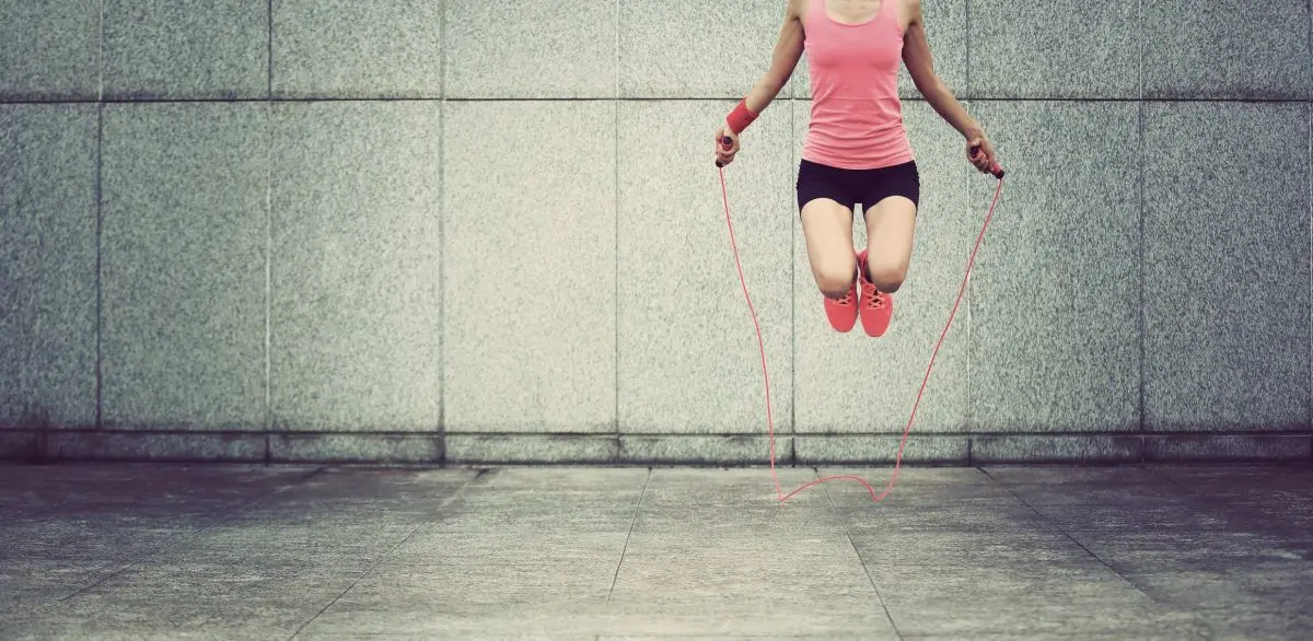 Rope skipping &#8211; what is it and features of training with a rope